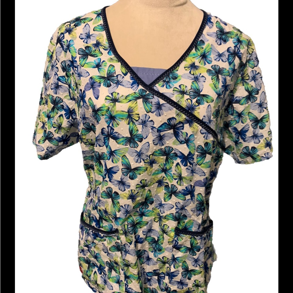 Dickies Scrub Top Butterflies w Raised White Dots Size Large